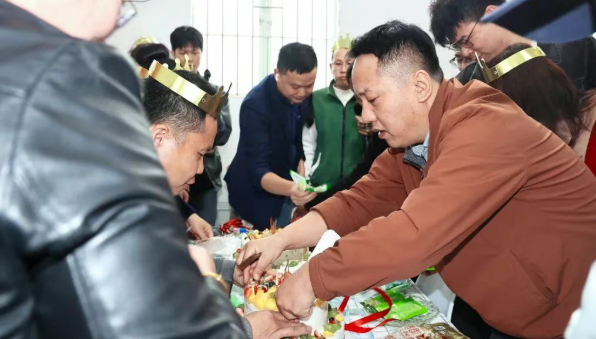 温情共聚，岁末同欢 —兴千田第4季度生日会&圣诞节日圆满落幕8